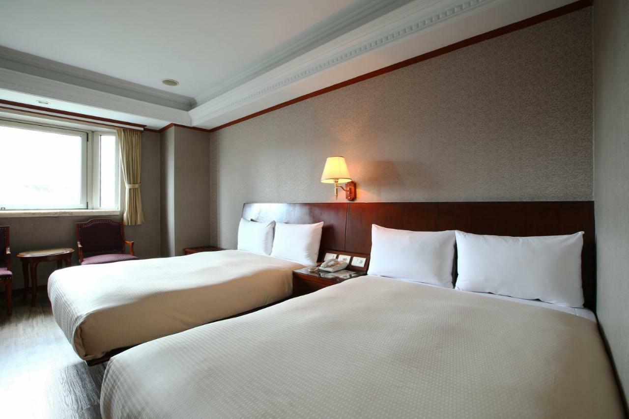 Hua Du Hotel Keelung Eksteriør billede