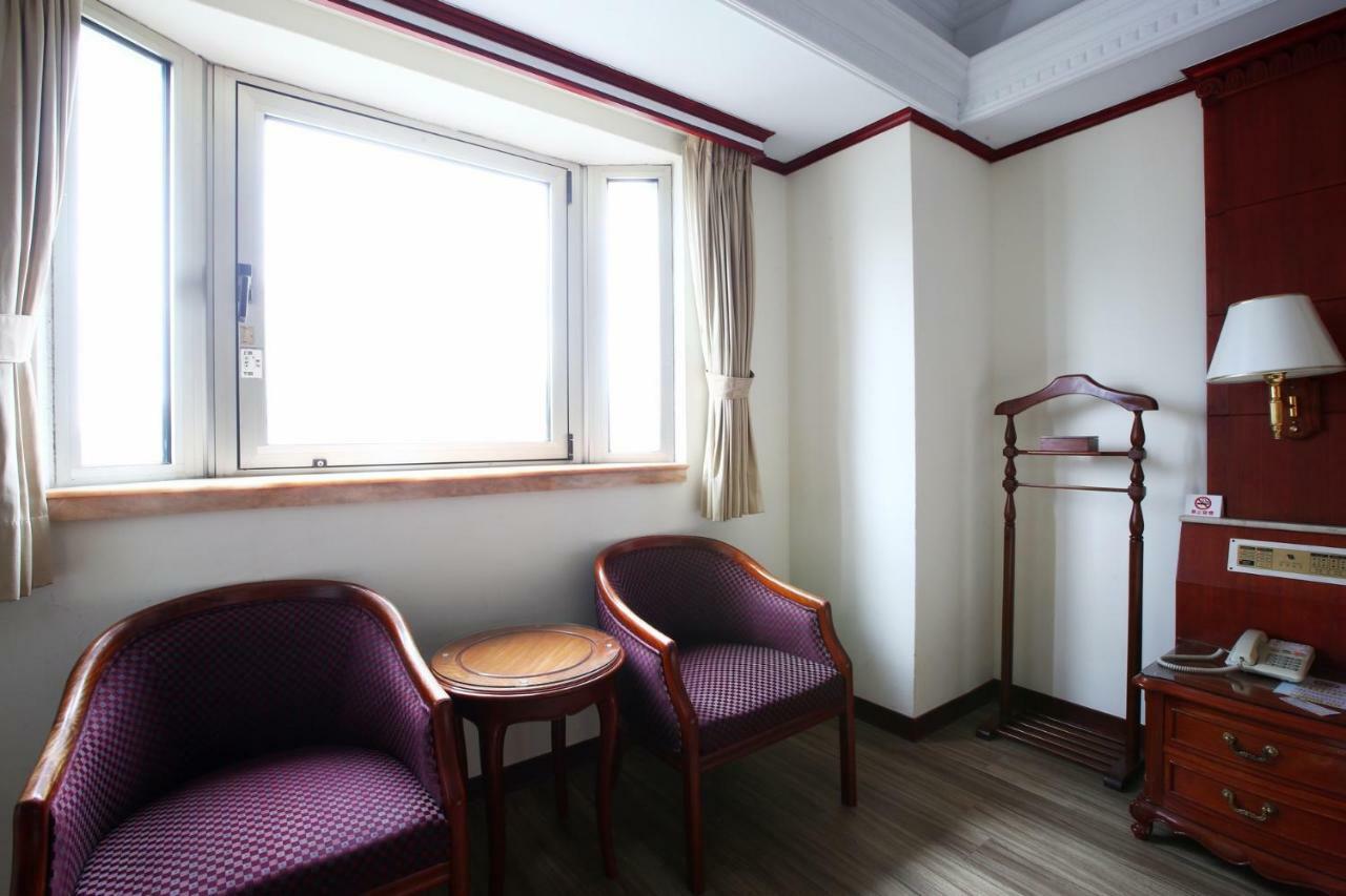 Hua Du Hotel Keelung Eksteriør billede