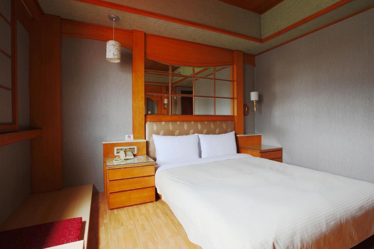 Hua Du Hotel Keelung Eksteriør billede